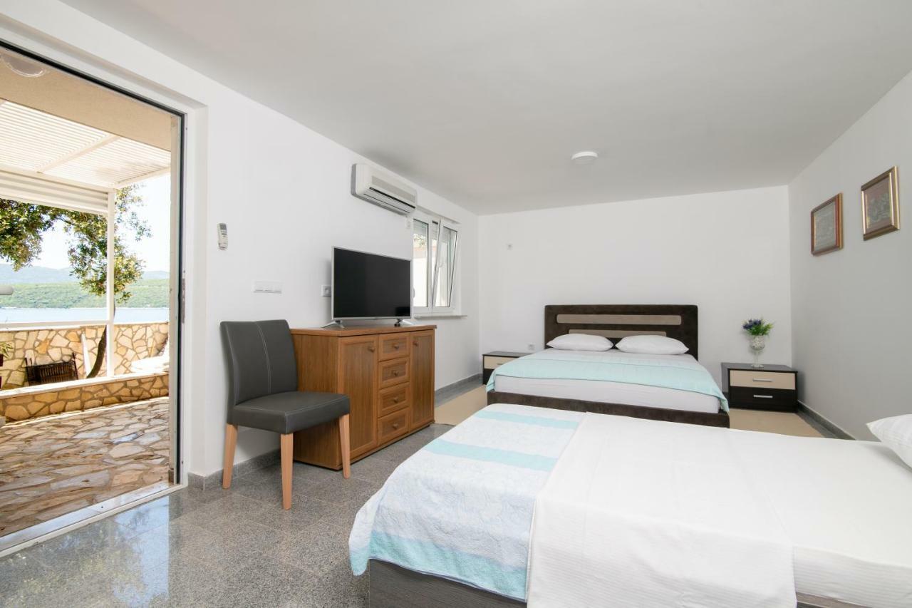 Apartments Lukrecia Неум Екстер'єр фото